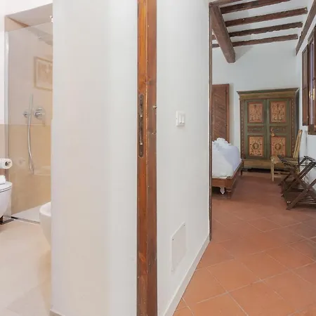 Appartement Center Ztl Lovely Ferrare
