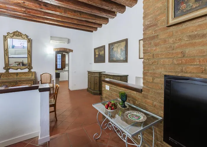 Guesthost - Center Ztl Lovely * Ferrara