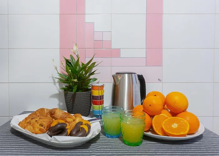 Guesthost - Center Ztl Lovely Appartamento