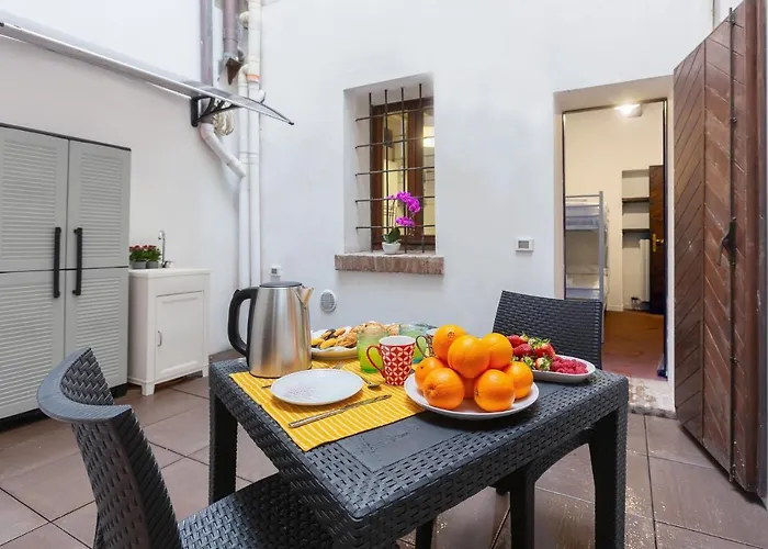 Appartamento Guesthost - Center Ztl Lovely *