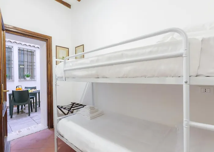 Guesthost - Center Ztl Lovely * Ferrara