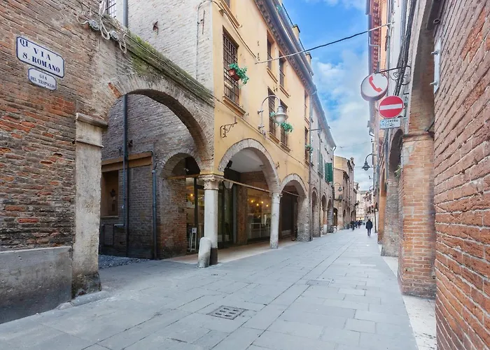 Guesthost - Center Ztl Lovely * Ferrara