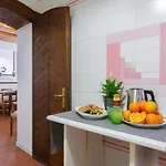 Guesthost - Center Ztl Lovely Apartament