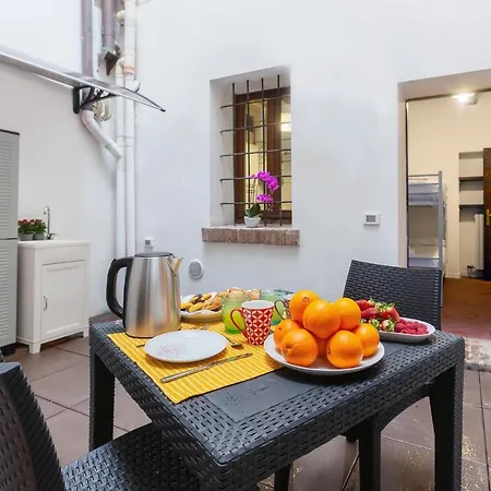 Апартаменты Center Ztl Lovely *